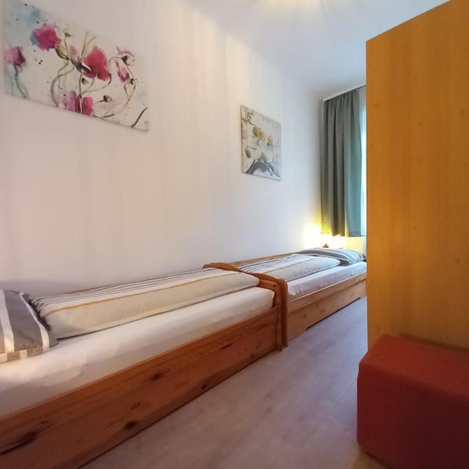 Altbauwohnung Neu Saniert - Fuer Familien Geeignet Wiedeń Zewnętrze zdjęcie